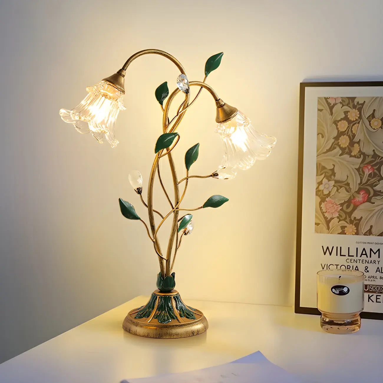 Elegant Glass Floral Shade Metal Table Lamp for Residential