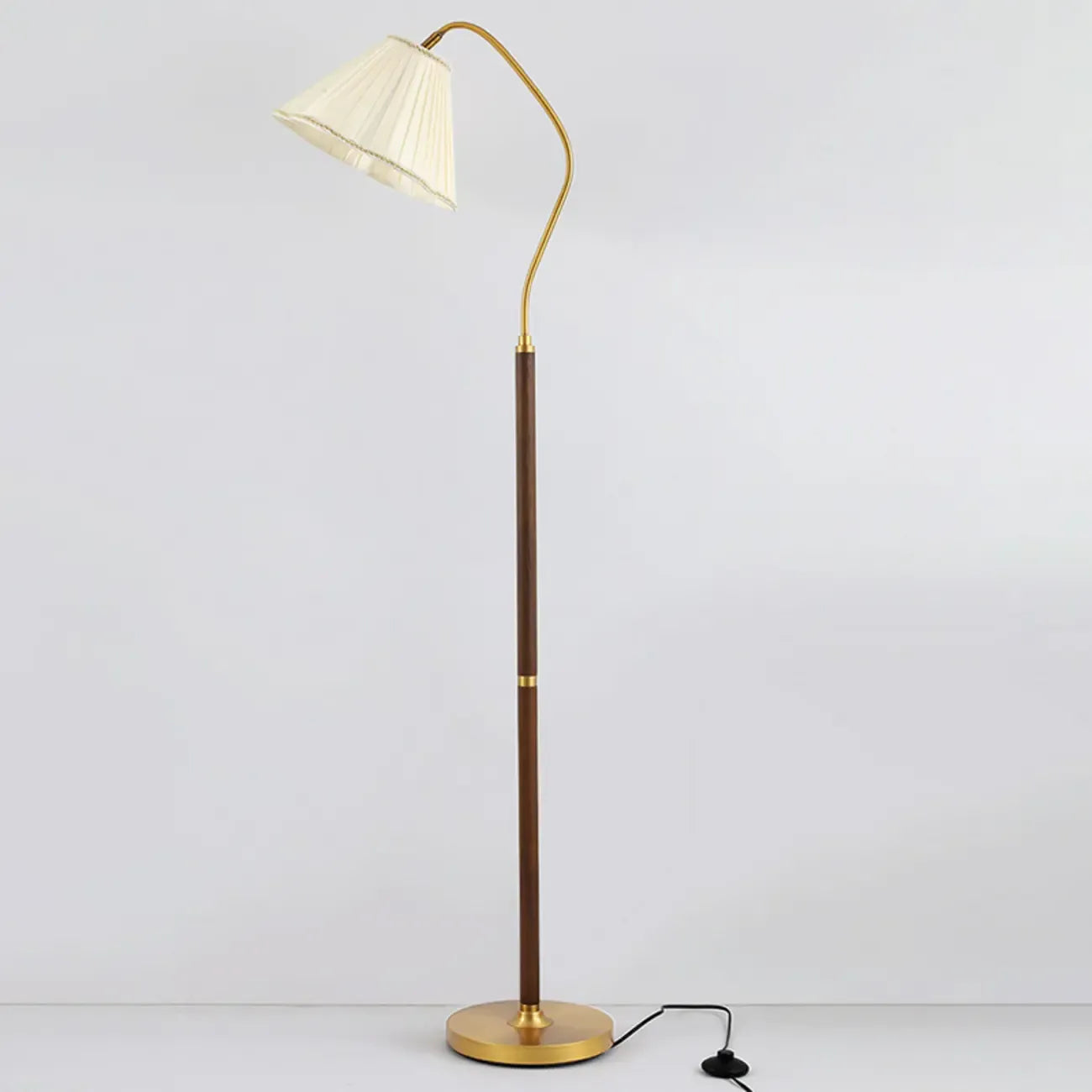 Natural Wooden Floor Lamps with Pleated Shade for Living Room