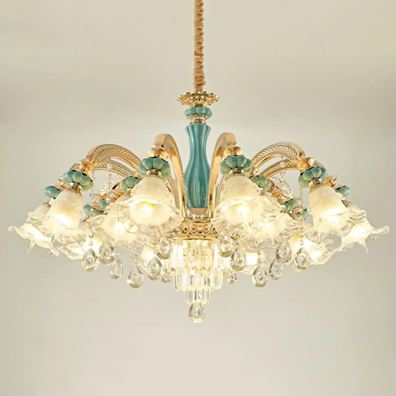 Living Room Down Light Crystal Chandelier with Flower Glass Shape