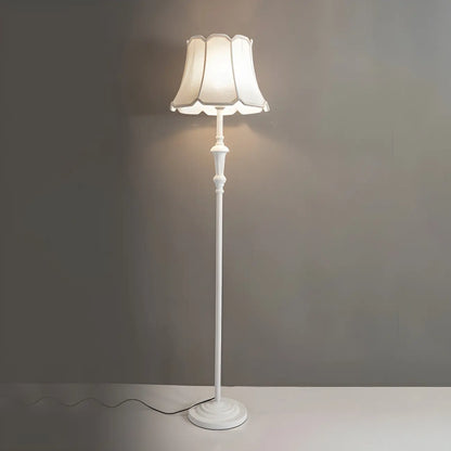 Elegant Traditional Floor Lamp with Geometric Fabric Shade for Living Room
