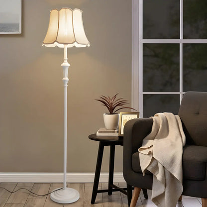 Elegant Traditional Floor Lamp with Geometric Fabric Shade for Living Room