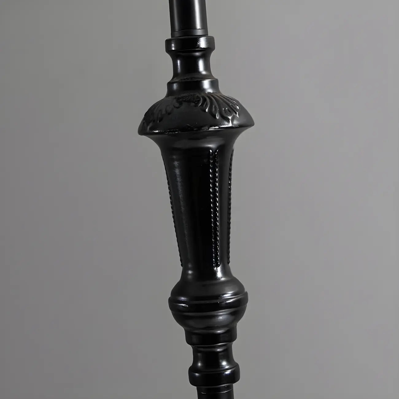Elegant Traditional Floor Lamp with Geometric Fabric Shade for Living Room