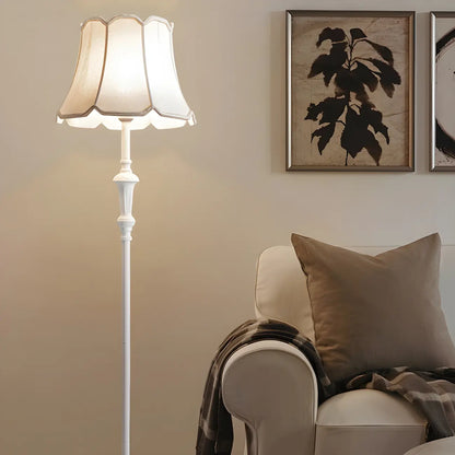 Elegant Traditional Floor Lamp with Geometric Fabric Shade for Living Room