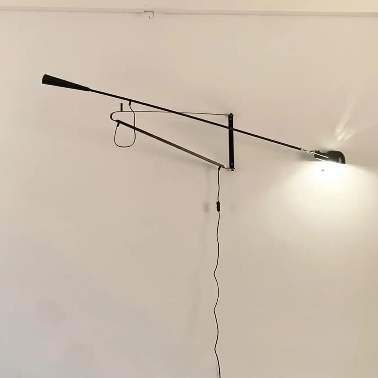 Industrial Swing Arm Wall Light for Bedroom Use