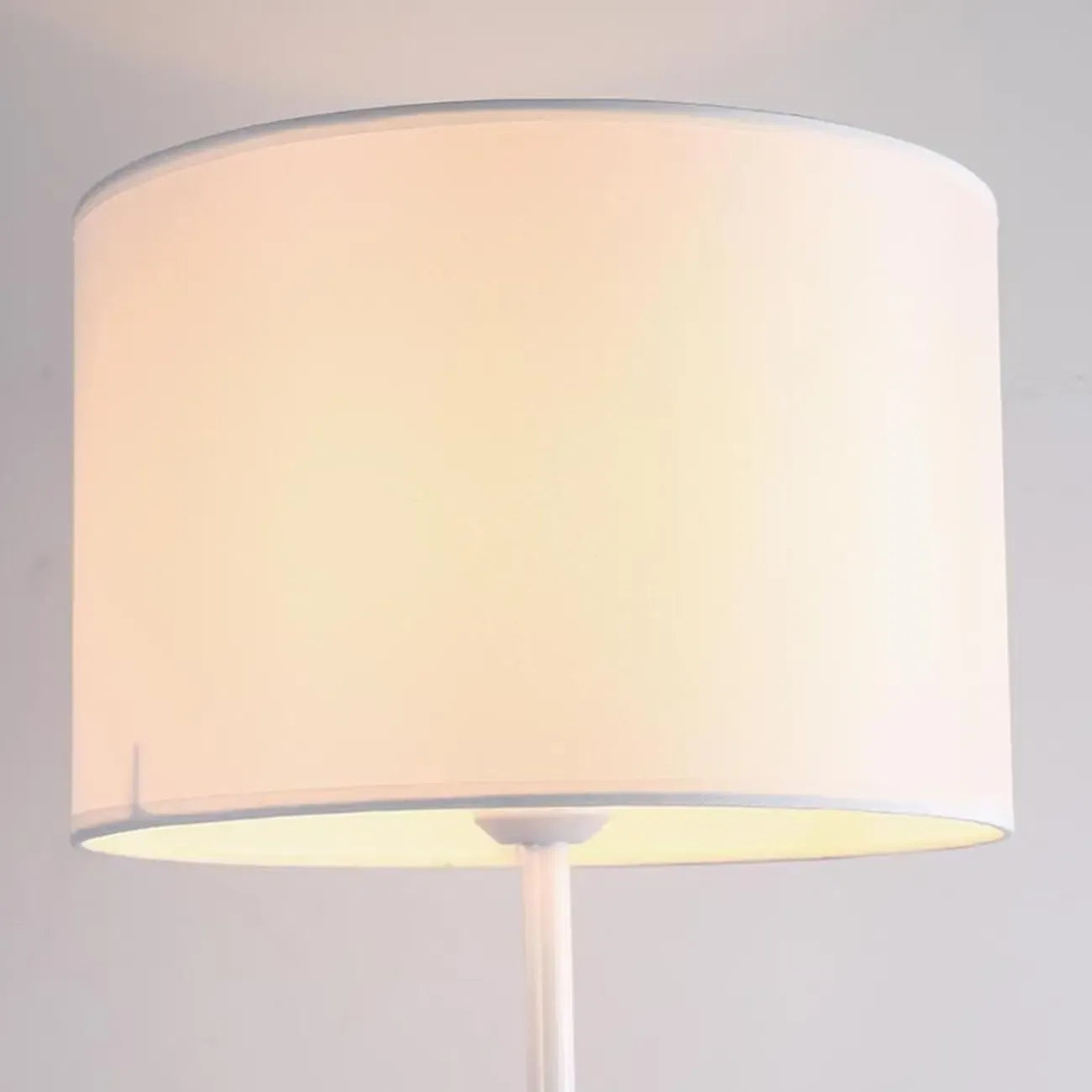 55 Modern Fabric Barrel Black Metal Floor Lamp