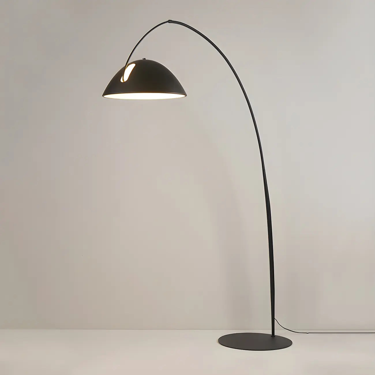 Black Metal Fishing Line Cone Floor Lamp