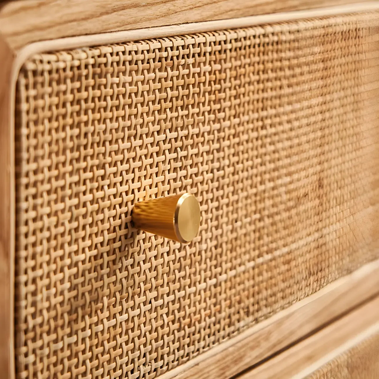 Traditional Natural Wooden Dresser with Drawer