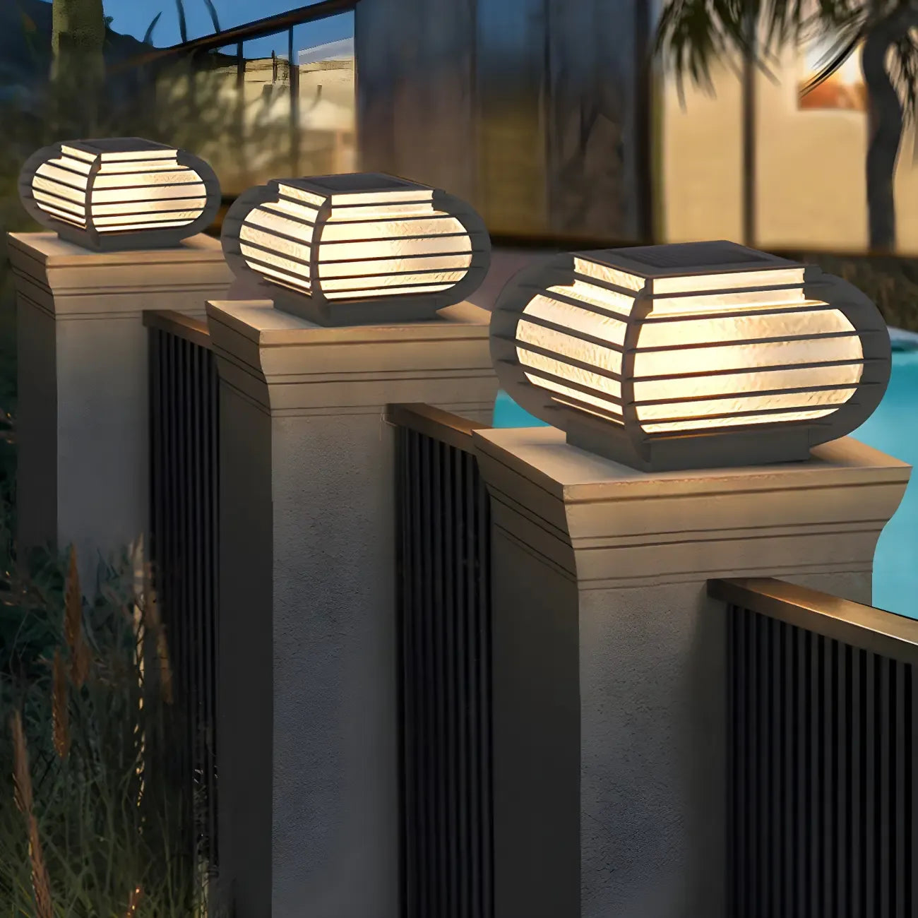 Drum Shape Metal Outdoor Grid Post Cap Light