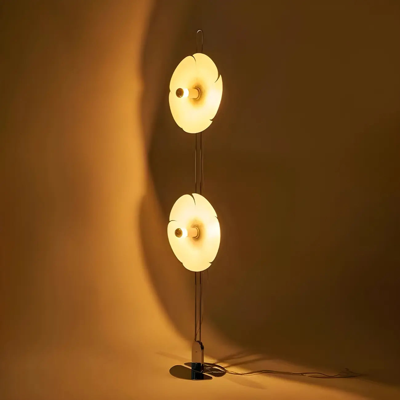 Unique 2-Light Silver Circle Petal Modern Floor Lamp
