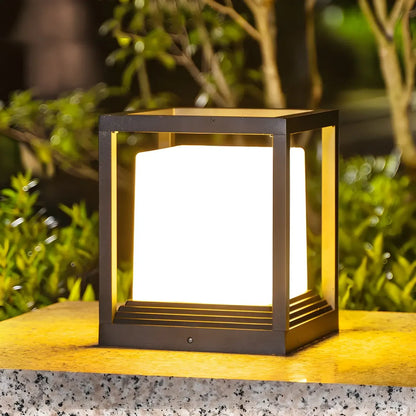 Outdoor Waterproof Metal Cube Post Cap Light