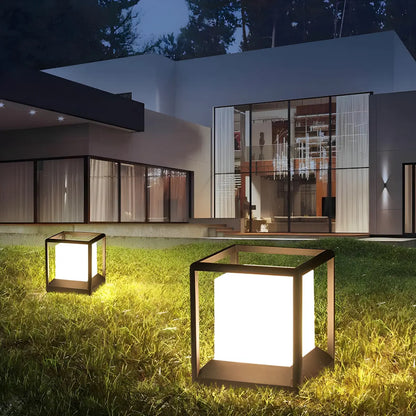 Outdoor Waterproof Metal Cube Post Cap Light