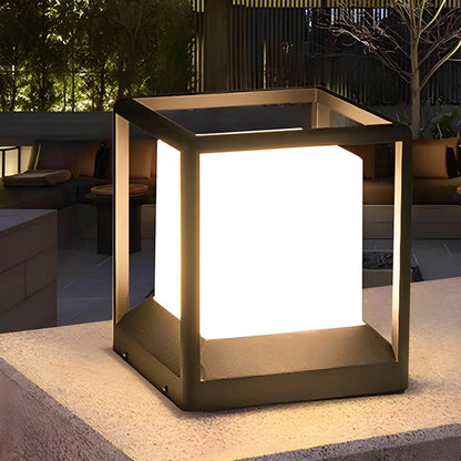 Outdoor Waterproof Metal Cube Post Cap Light